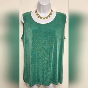 West End L Sleeveless Pullover Top Slinky Stretch Knit Comfort Green Versatile